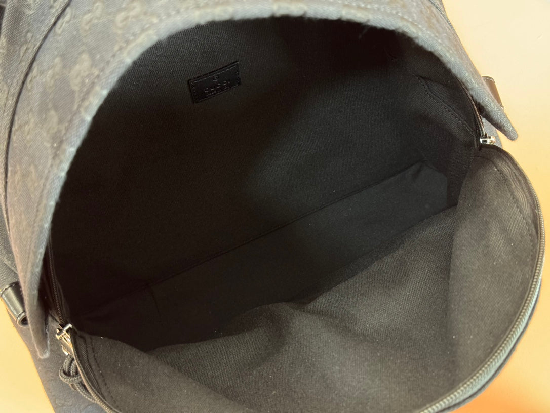 GUCCI MEDIUM BACKPACK 42 IN BLACK CANVAS