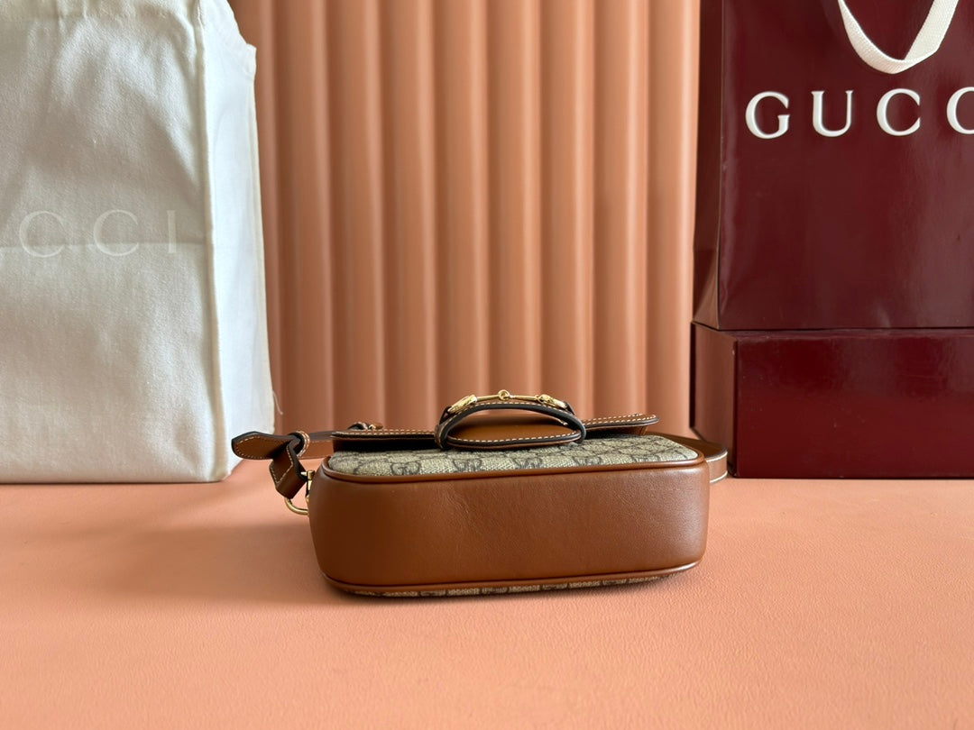 GUCCI SMALL HORSEBIT 1955 SHOULDER BAG 20 IN BEIGE AND DARK BROWN NEW MONOGRAM CALFSKIN