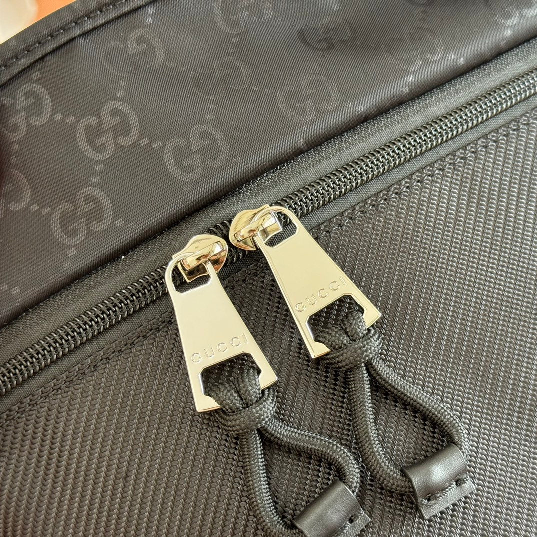 GUCCI LARGE BELT BAG 32 IN BLACK NYLON