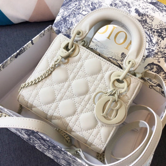 DIOR MINI LADY 17 BAG IN WHITE CALFSKIN