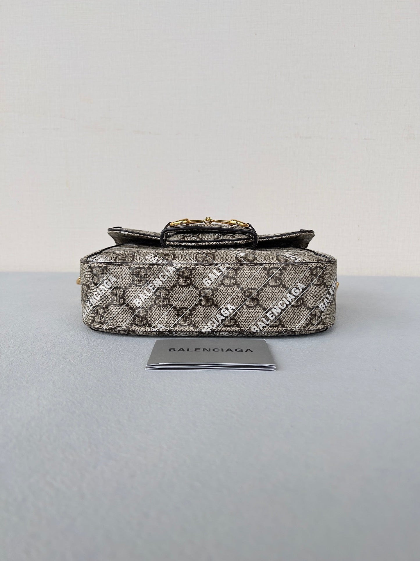 GUCCI MINI 25 PRINTED SADDLE BAG IN EICRU BEIGE CANVAS