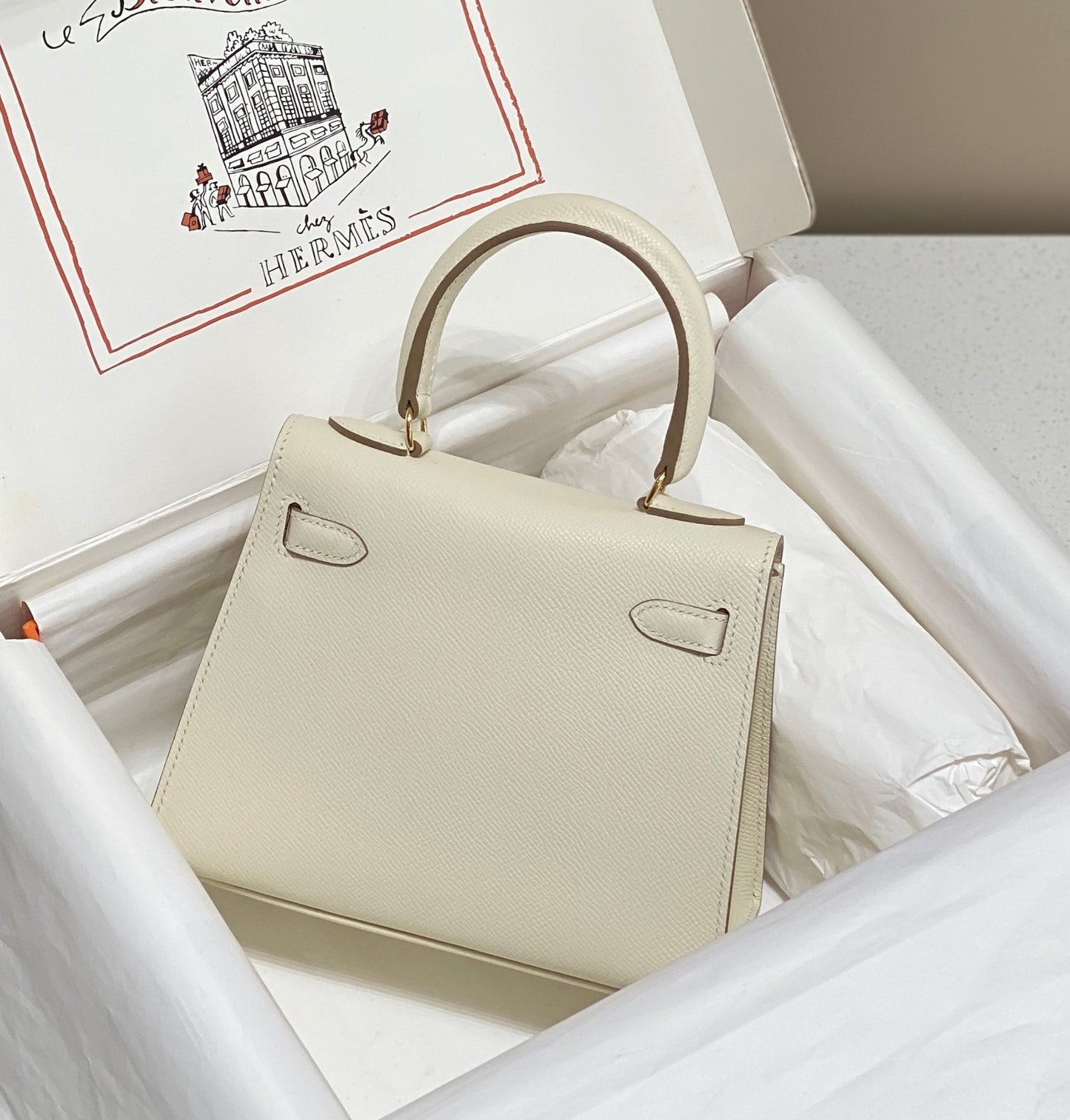 HERMES KELLY MINI 20 BAG IN WHITE CALFSKIN WITH GOLD HARDWARE