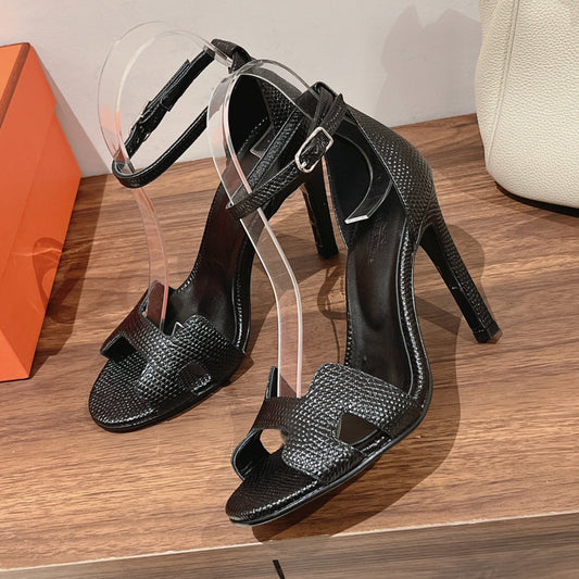 HERMES PREMIERE 115 SANDAL IN BLACK GRAINED CALFSKIN