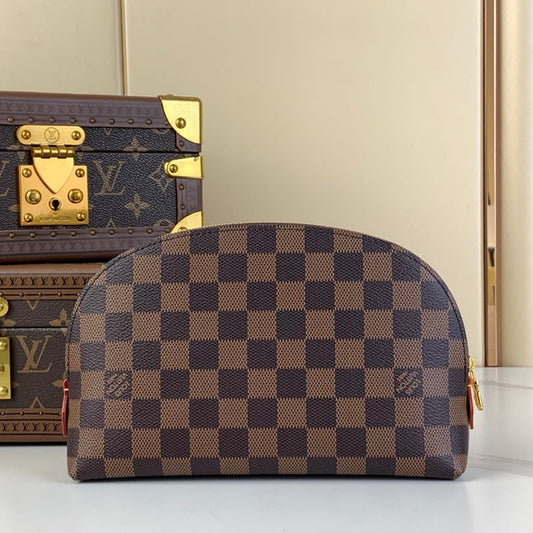 LOUIS VUITTON COSMETIC POUCH 22 IN BROWN DAMIER EBENE CANVAS