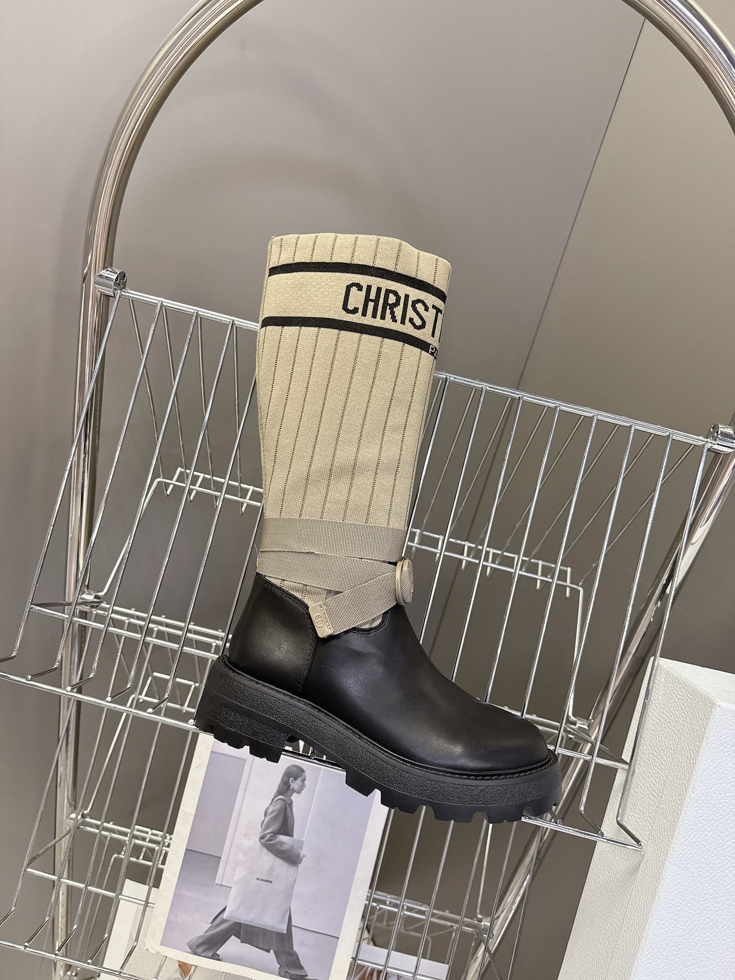 DIOR 25S D-MAJOR ANKLE BOOTS IN BLACK CALFSKIN AND BEIGE FABRIC