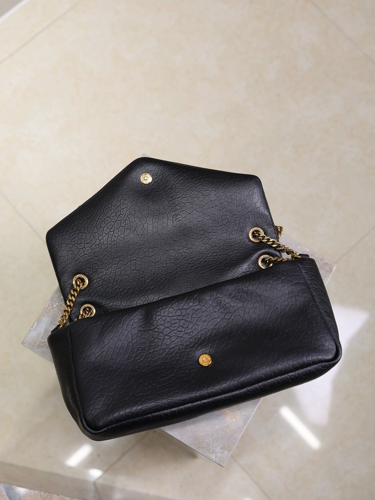 YSL 25S CALYPSO 30 IN BLACK GRAINED CALFSKIN GOLD HARDWRE