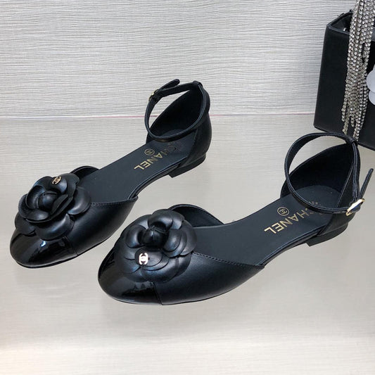 CHANEL BLACK LAMBSKIN CAMELLIA HOLLOW SANDAL