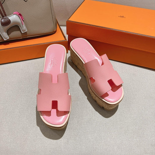 HERMES 25S HIGH WEDGE SANDALS IN PINK LAMBSKIN STYLE 31