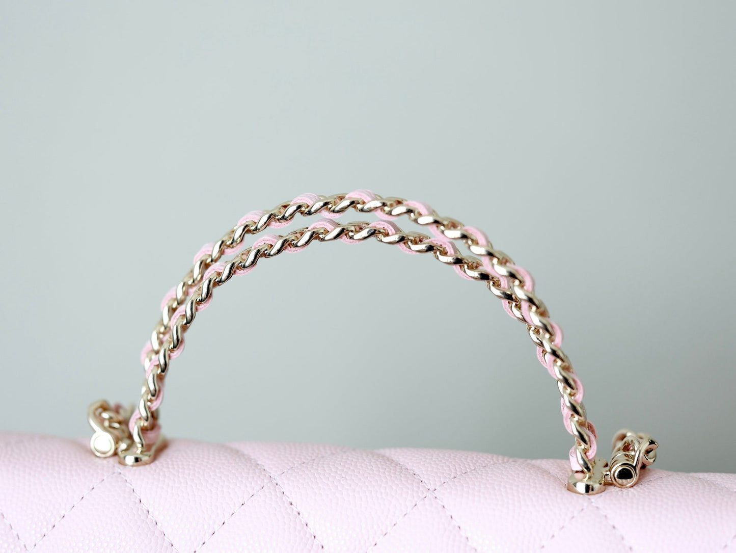 CHANEL 25S KELLY IN PASTEL PINK LAMBSKIN WITH GOLD HARDWARE