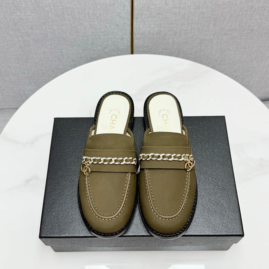 CHANEL FLAT MULE 25S IN OLIVE BROWN CALFSKIN STYLE 3