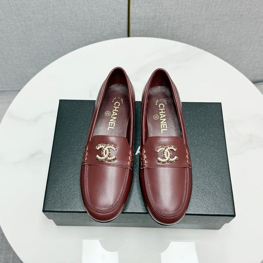 CHANEL LOAFER 25S IN DARK RED LAMBSKIN WITH GOLD HARDWARE