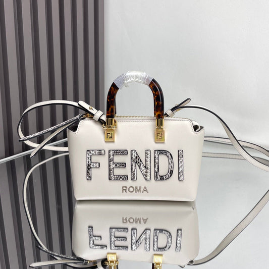 BY THE WAY MINI 18 IN WHITE LAMBSKIN GOLD HARDWARE
