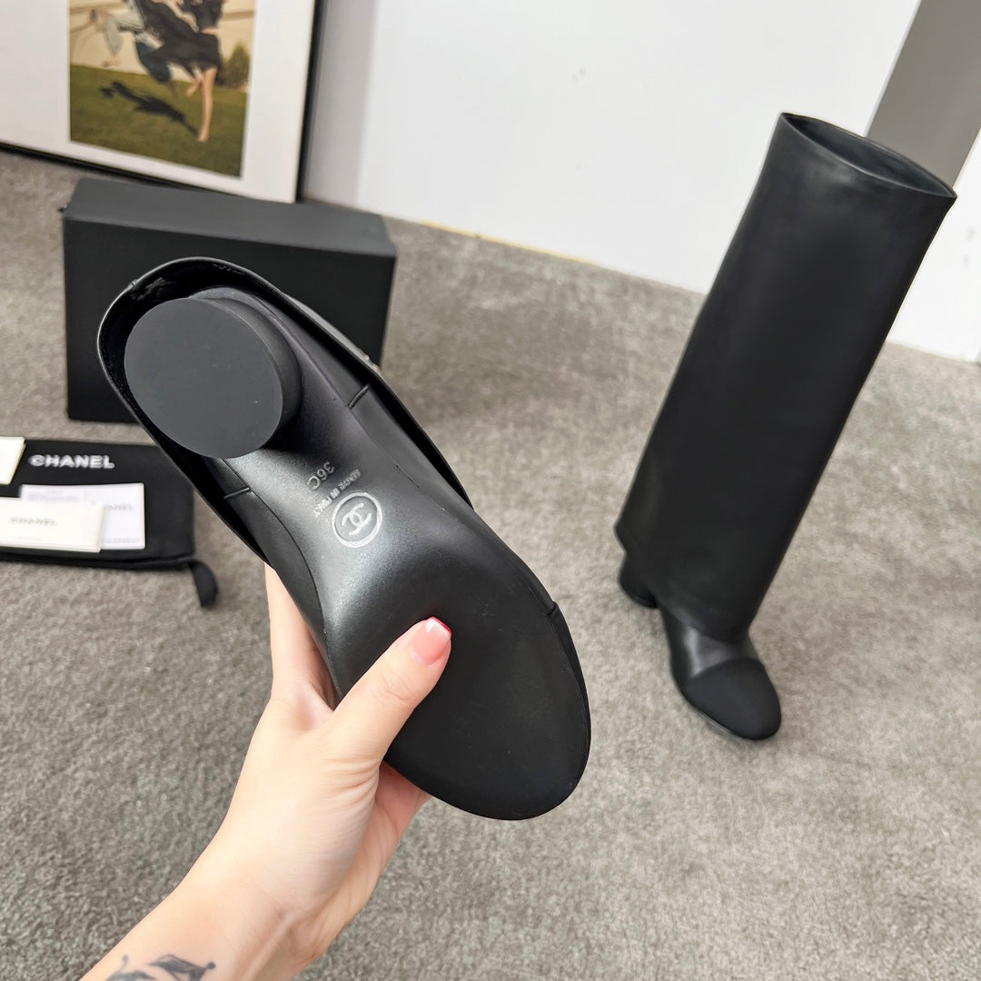 CHANEL 25S HIGH BOOTS 55MM IN BLACK CALFSKIN AND CANVAS GOLD HARDWRE