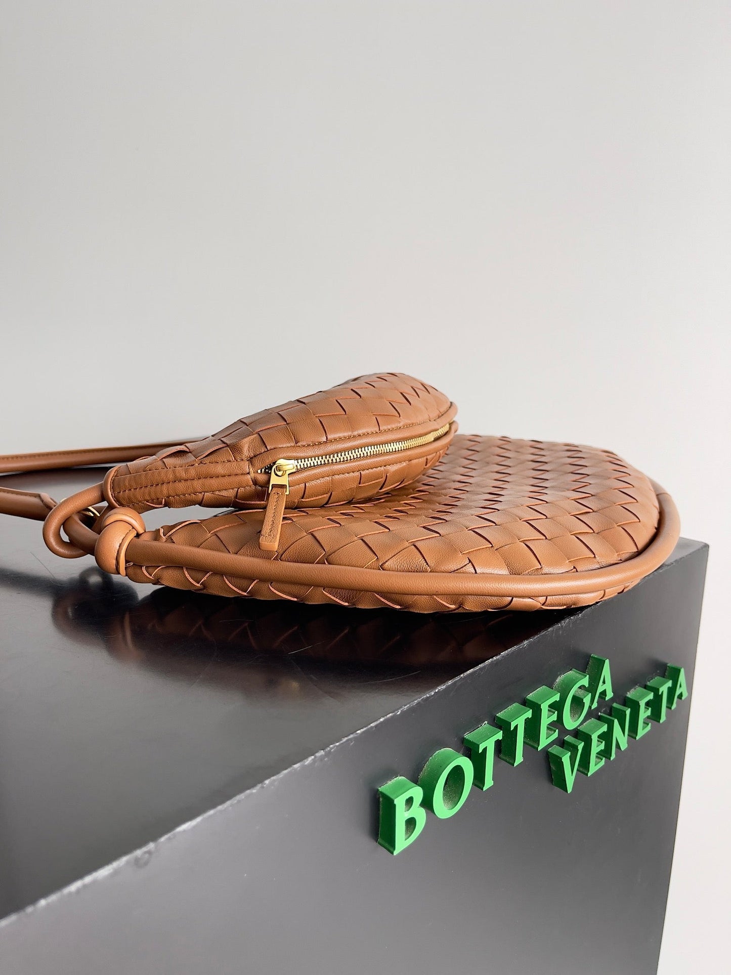 MEDIUM GEMELLI SHOULDER BAG 36 IN BROWN LAMBSKIN