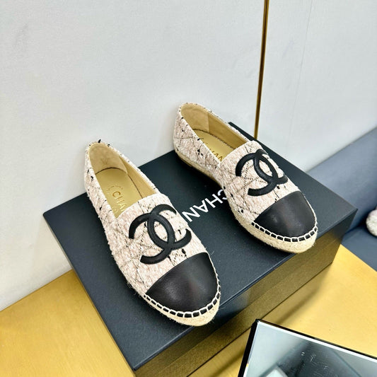 CHANEL ESPADRILLES PLATFORM 25S IN LIGHT BEIGE TWEED MIX BLACK CALFSKIN WITH LINED PATTERN